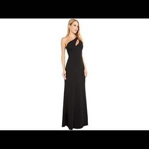 Bebe scuba crêpe long one shoulder down